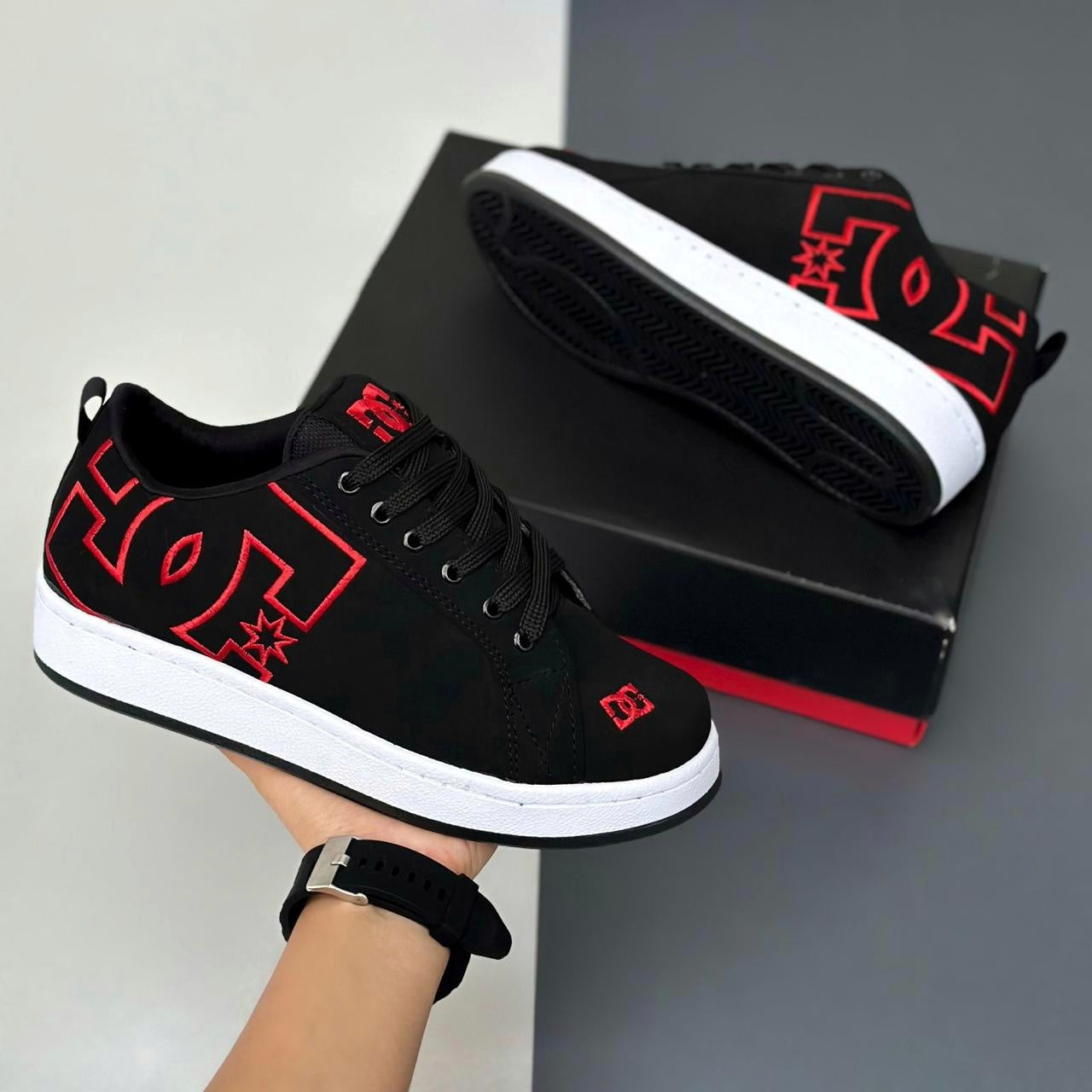 Gray helmet for bikers